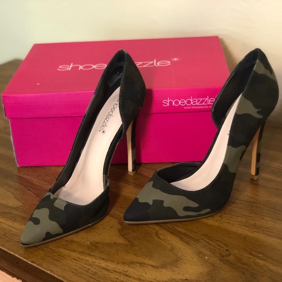 Heels - Picture 4 of 7